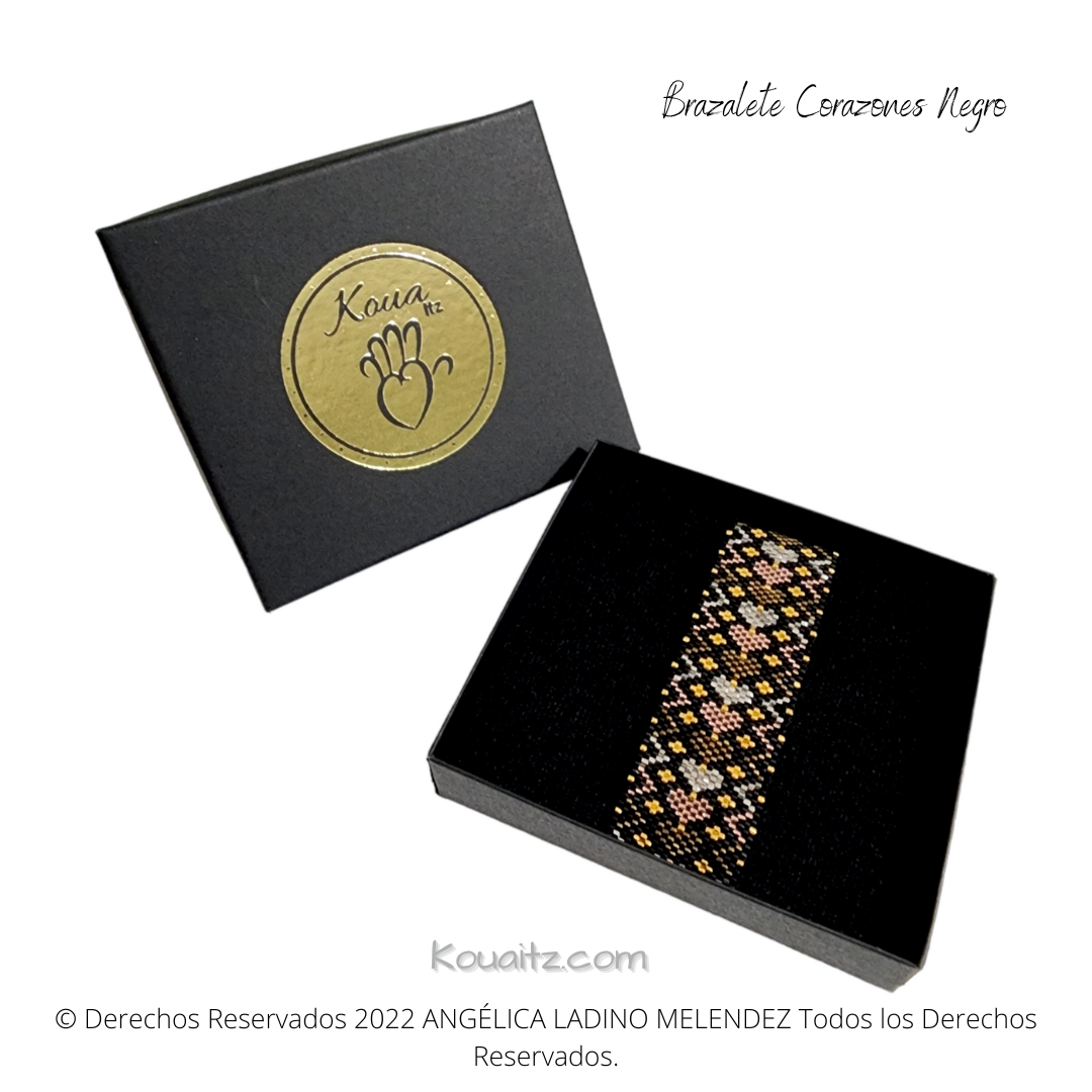 Brazalete Corazones Grueso