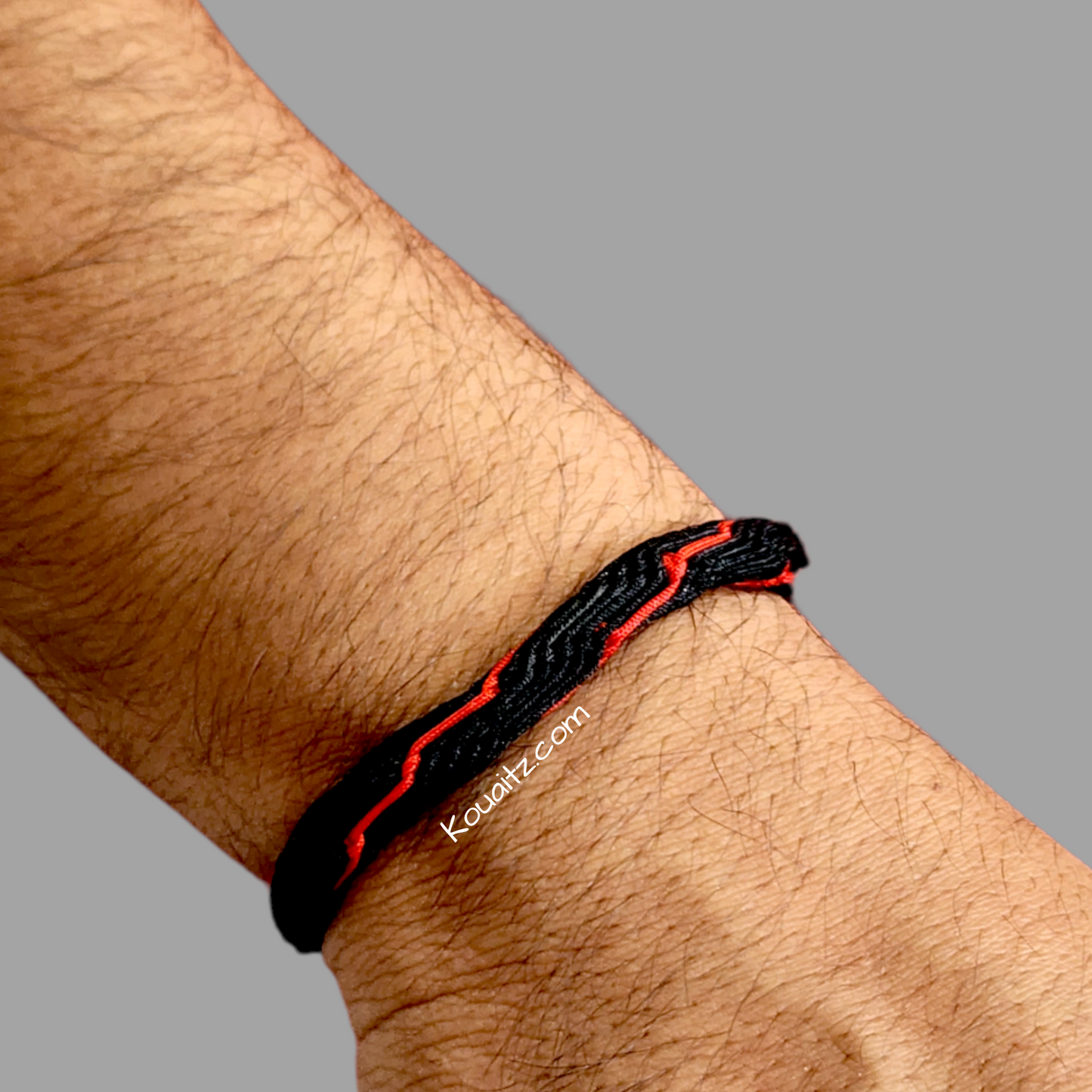 Pulsera Tejida Negra