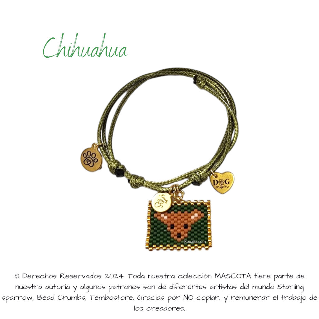 Pulsera artesanal de miyuki hecha en México con imagen de perro chihuahua