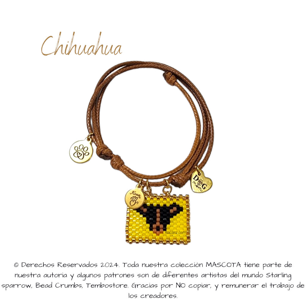 Pulsera artesanal de miyuki hecha en México con imagen de perro chihuahua