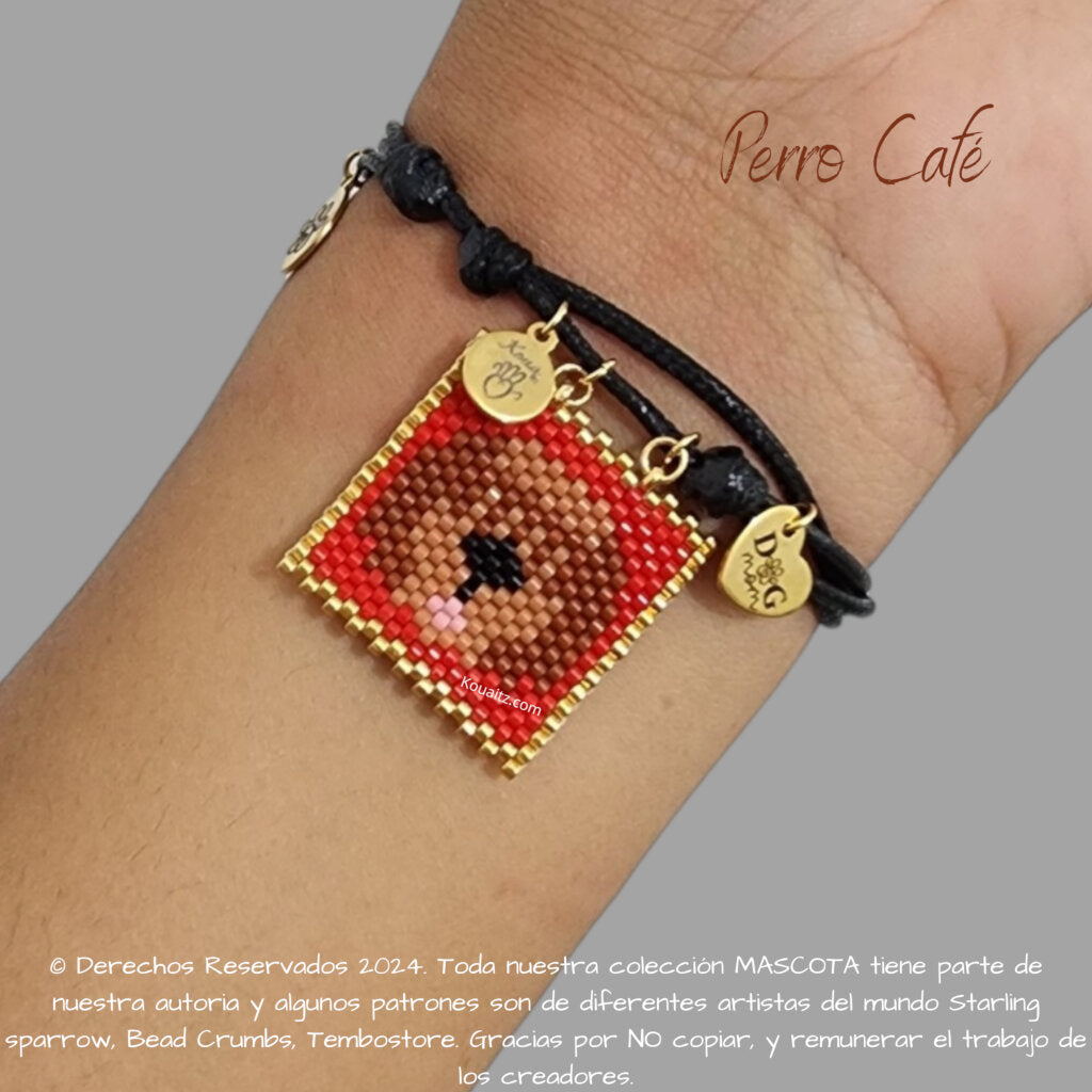 Pulsera artesanal de miyuki hecha en México con imagen de perro café 