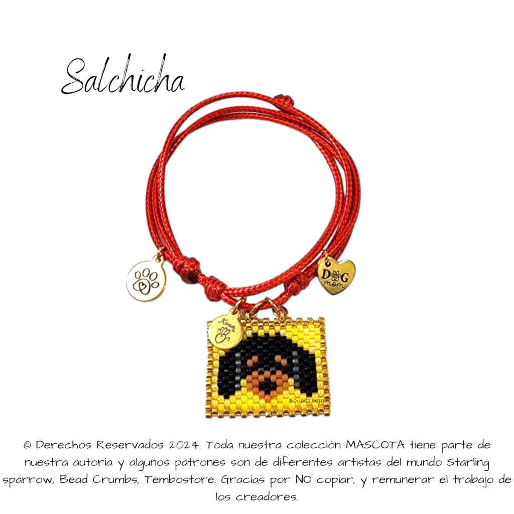 Pulsera artesanal de miyuki hecha en México con imagen de perro salchicha 